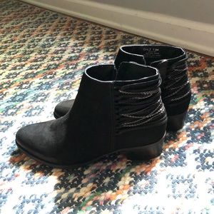 Steve Madden Black Leather Ankle Bootie